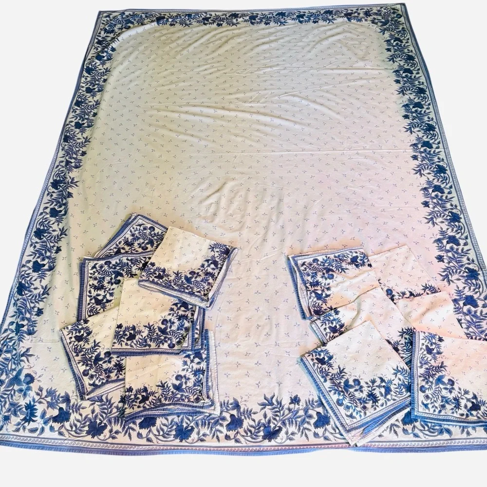 Williams Sonoma Blue Provence Tablecloth 58x80" & 12 Matching Napkins Set - Picture 2 of 9